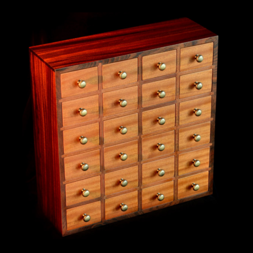 Small drawer cabinet